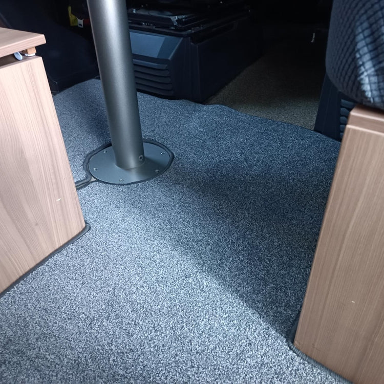 Pilote Aventura G600 LGA BJ 2014 - Teppich