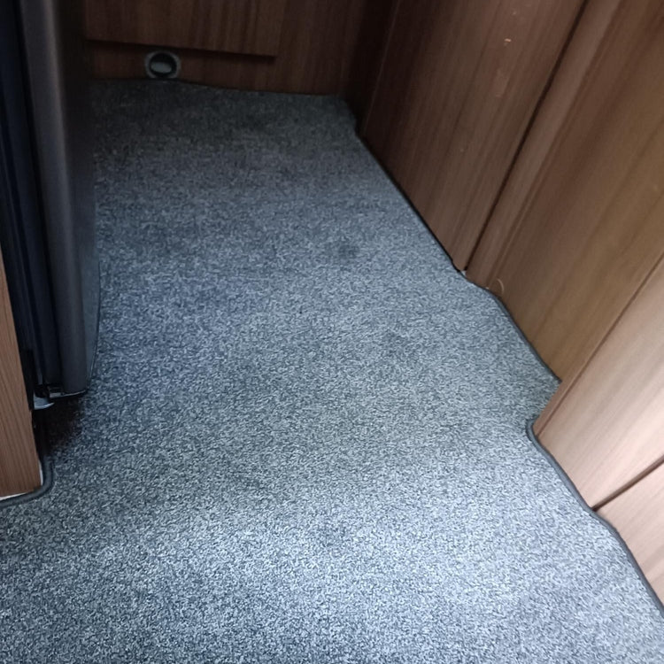 Pilote Aventura G600 LGA BJ 2014 - Teppich