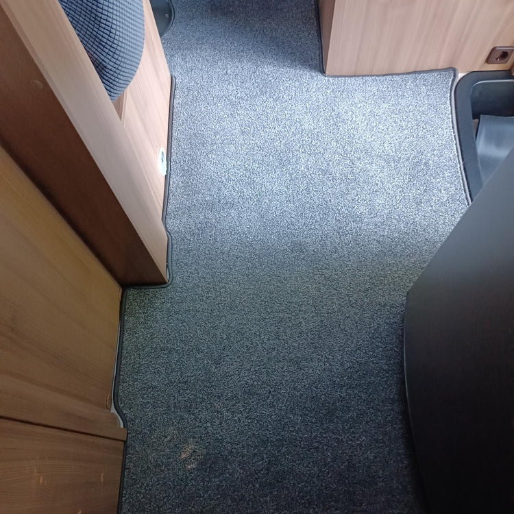 Pilote Aventura G600 LGA BJ 2014 - Teppich