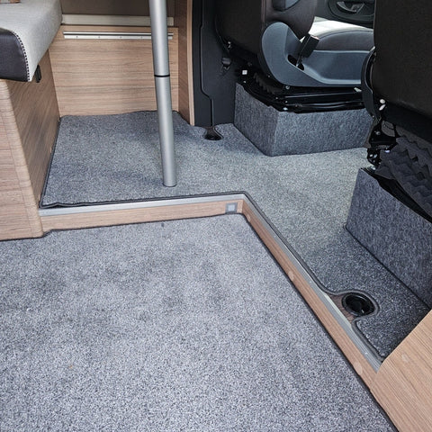 Weinsberg CaraCompact MB 640 MEG EDITION PEPPER - Teppich