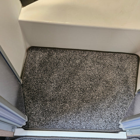 Eura Mobil Profila T 726 EF Mercedes Benz - Teppich