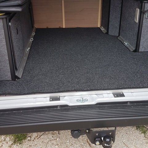 Teppich für Heckgarage des Knaus Boxlife 630 ME Platinum Selection