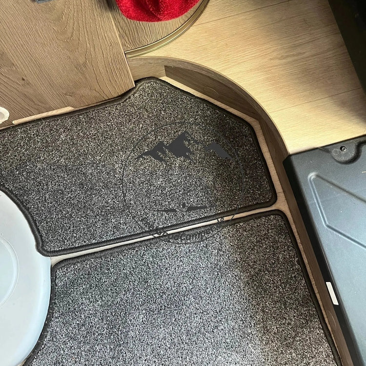 Challenger 260 (BJ 2019) - Teppich FeelGoodCamper