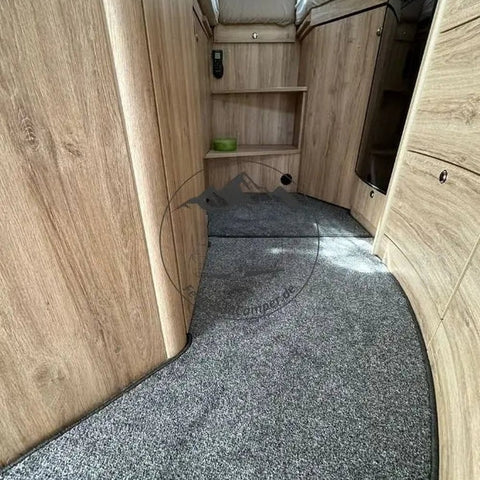 Eura Mobil Profila RS 695 EB - Teppich