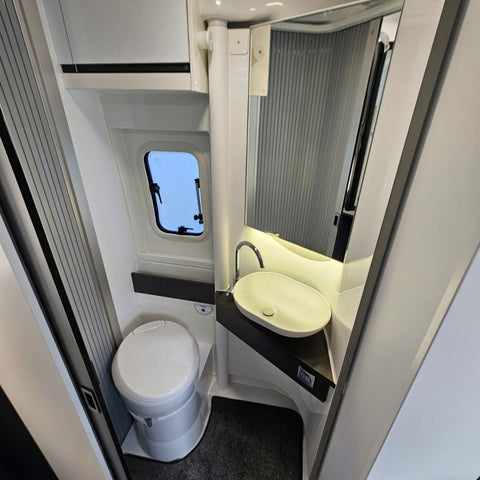 Adria Twin Axess 640 SL - Teppich
