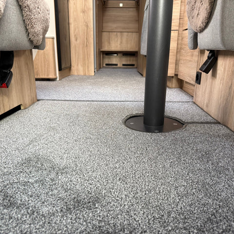 Eura Mobil Profila T 726 EF Mercedes Benz - Teppich
