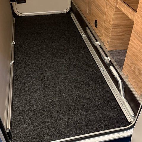 Teppich für Heckgarage für Knaus Van Wave 640 MEG