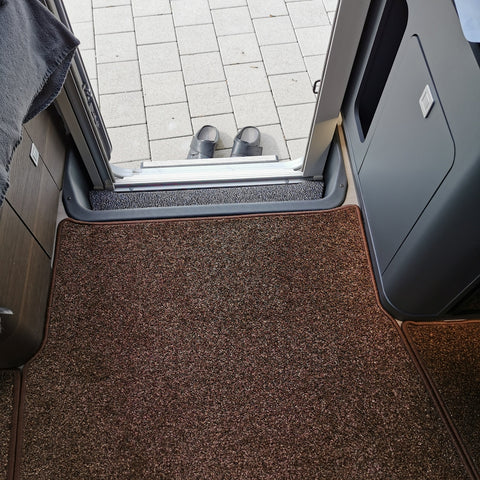 Adria Matrix Supreme MB 670 DL MJ 2025 - Teppich