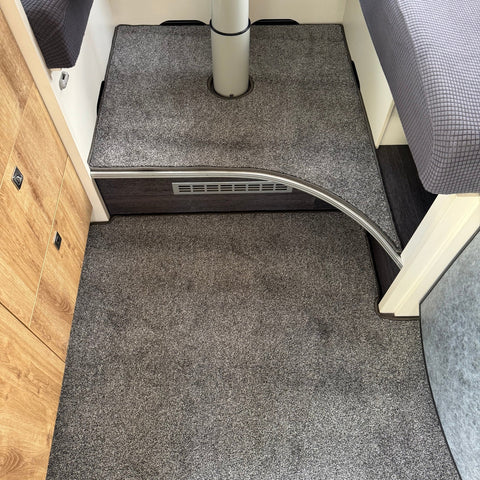Frankia A680 BJ 2018 - Teppich