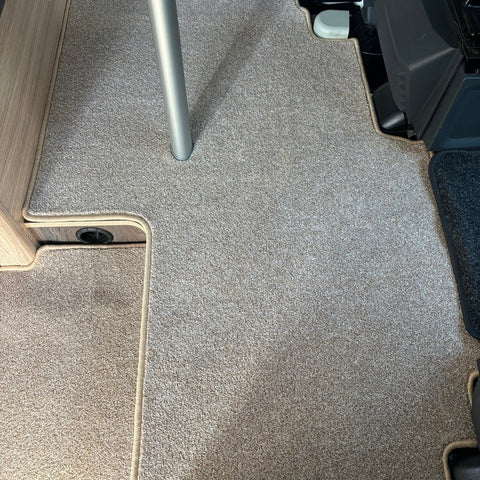 Sunlight T 67 S Modelljahr 2020 - Teppich