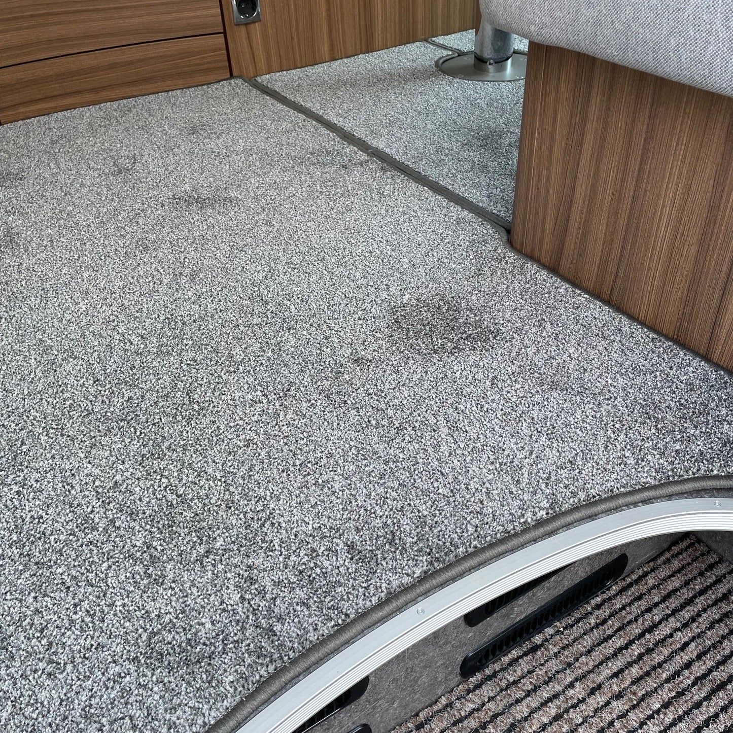 Eura Mobil Contura 766 EF - Teppich