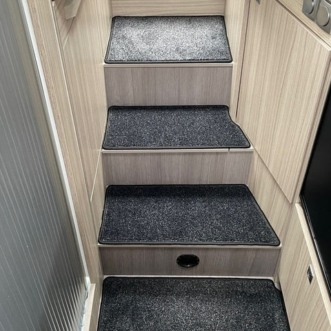 Adria Compact ALL-IN DL MJ 2022 - Teppich