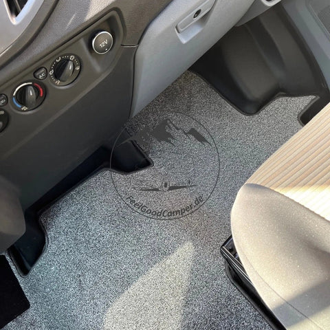 Fahrerhausteppich für Ford Transit ab Bj 2014