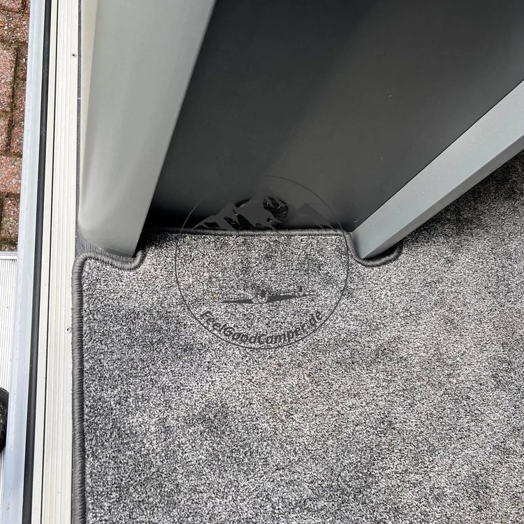 Weinsberg CaraTour 600 DQH - Teppich FeelGoodCamper