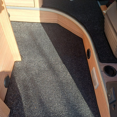 Weinsberg Carabus 540 QM - Teppich