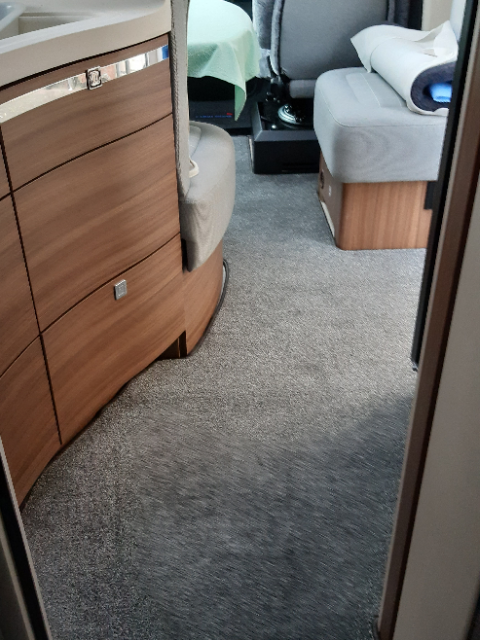 Euramobil CT 766 EB - Carpet