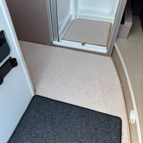 Bürstner Eliseo C644 2023 - Teppich