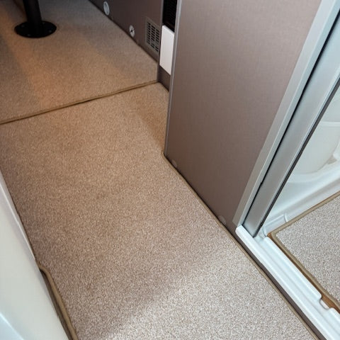 Bürstner Eliseo C644 2023 - Teppich