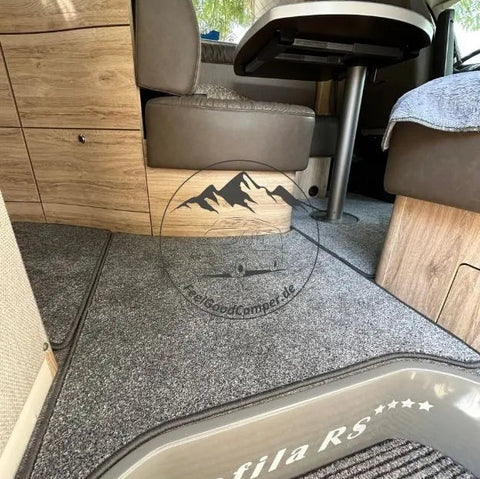 Eura Mobil PROFILA T 695 EB - Teppich