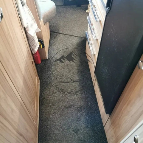 HYMER ML-T 580 4x4 Modelljahr 2021 - Teppich