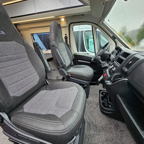 Adria Twin Axess 640 SL - Teppich