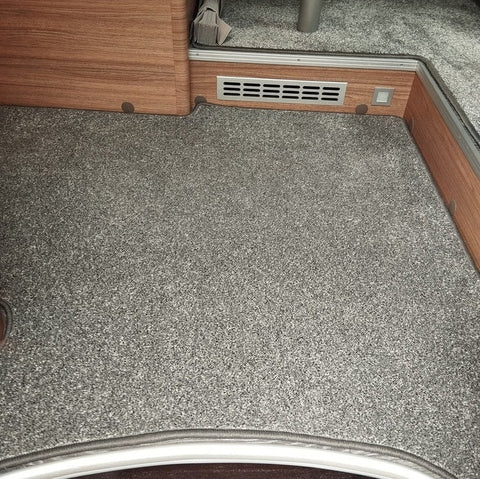 Knaus VAN TI 640 MEG VANSATION MAN - Teppich