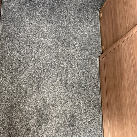 Weinsberg CaraCompact EDITION PEPPER 600 MEG Modelljahr 2018 - Teppich