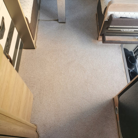 Mobilvetta Kea P86 BJ 2021 - Teppich