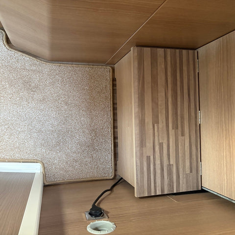 Malibu VAN Comfort 640 LE MJ 2025 - Teppich