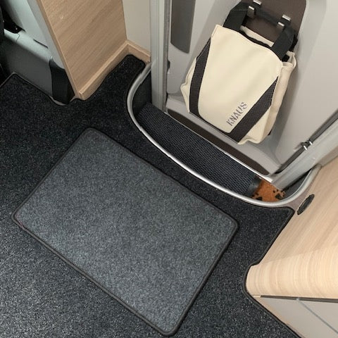 KNAUS VAN TI PLUS 650 MEG VW Crafter - Teppich