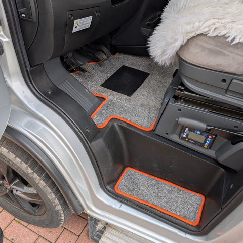 Carado T459 BJ 2021 Queensbett - Teppich