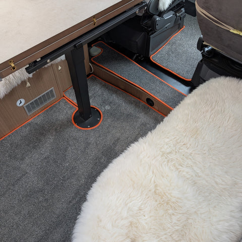 Carado T459 BJ 2021 Queensbett - Teppich