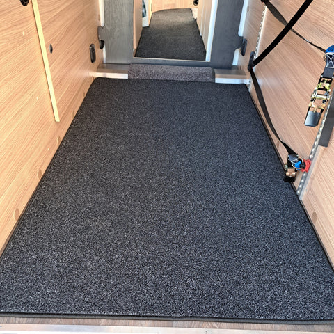 Teppich für Heckgarage des Sunlight Cliff 640