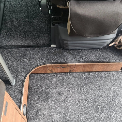 Westfalia Amundsen 540 Modelljahr 2017 - Teppich