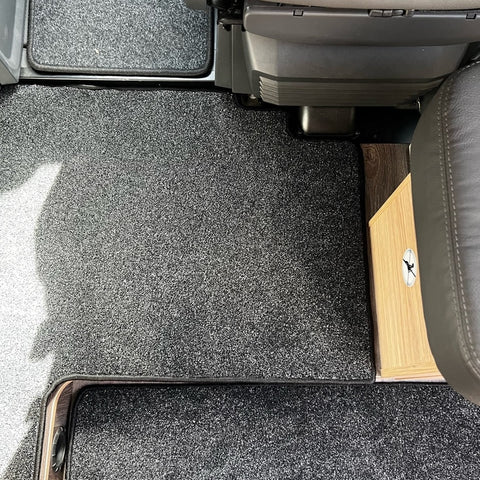 Carado T 338 Pro+ Modelljahr 2023 - Teppich