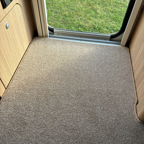 Sunlight T 67 S Modelljahr 2020 - Teppich